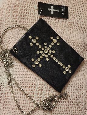 USTYLE Black Cross Studded Leatherette Crossbody Bag